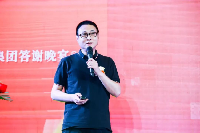 1758125618-9a512a114ff40af