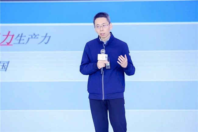 1763648008-caa4611ddd44f01