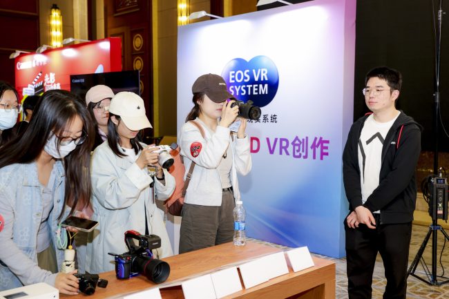 1777480239-5abbe96d1571efe